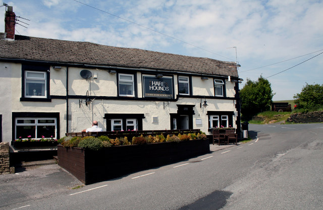 Luzley:  The 'Hare and Hounds'