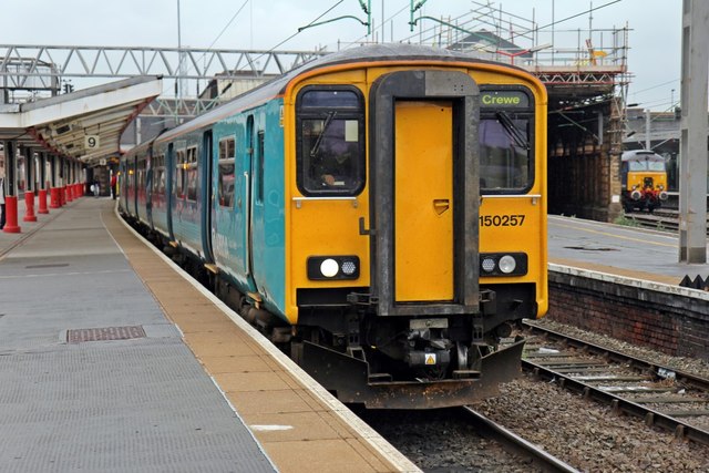 Arriva Trains Wales Class 150, 150257, platform 9, Crewe railway station