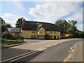 Thatched  cottages  in  Broadclyst