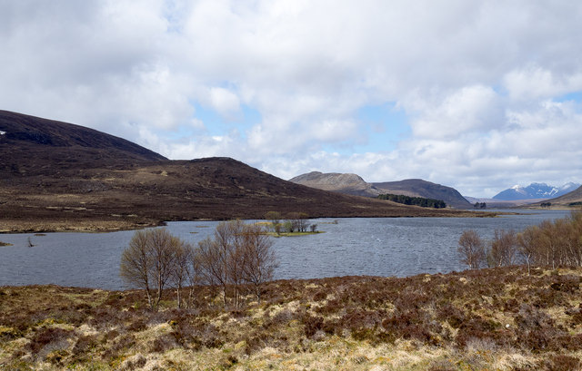 Loch Droma © Trevor Littlewood cc-by-sa/2.0 :: Geograph Britain and Ireland