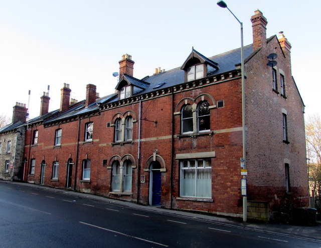 Former Linton pub in Stroud © Jaggery :: Geograph Britain and Ireland