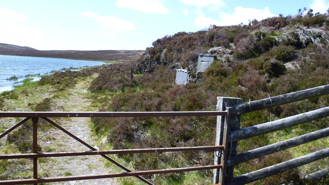 On the path around Glaslyn
