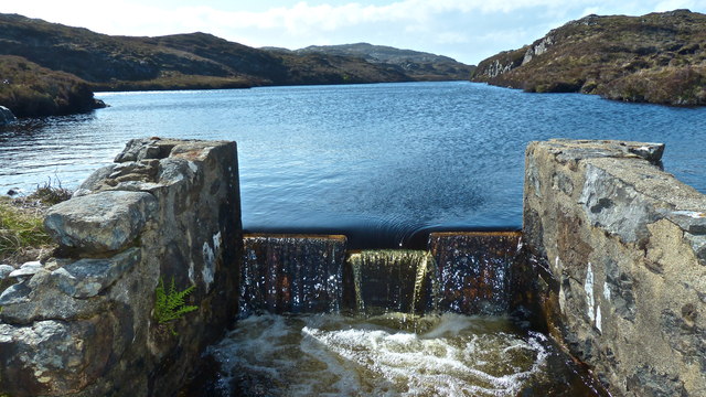 Loch Srath Steachran sluice, Harris