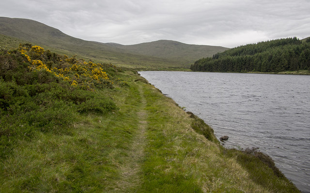 Path by Fofanny Reservoir