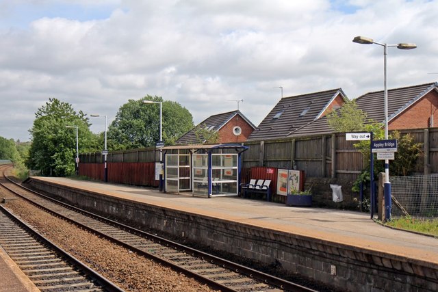 Platform furniture, Appley Bridge... © El Pollock cc-by-sa/2.0 ...