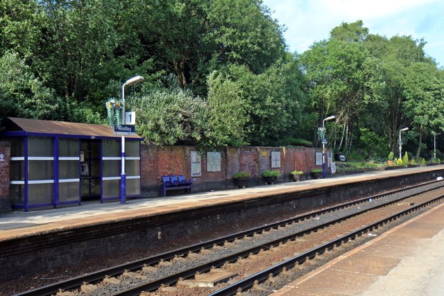 Platform 1, Hindley railway station © El Pollock :: Geograph Britain ...