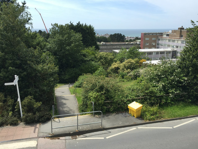 View to Physical Sciences from the Arts... © Robin Stott cc-by-sa/2.0 ...