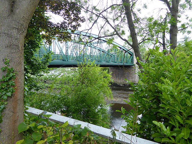 A glimpse of Fatfield Bridge