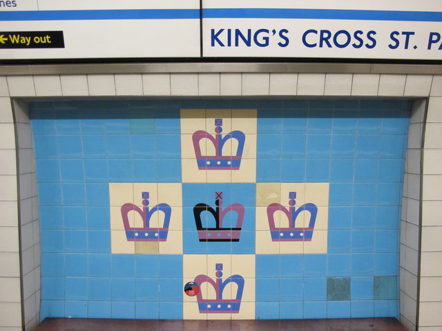 Victoria Line Tiles