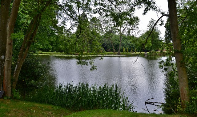 Hedingham Castle and Gardens: The lake from the east