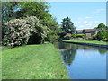 The New River and embankment west of The Oval, EN10 (3)