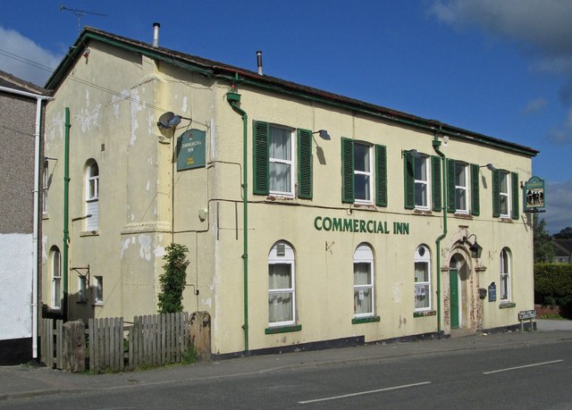 Pilsley - Commercial Inn
