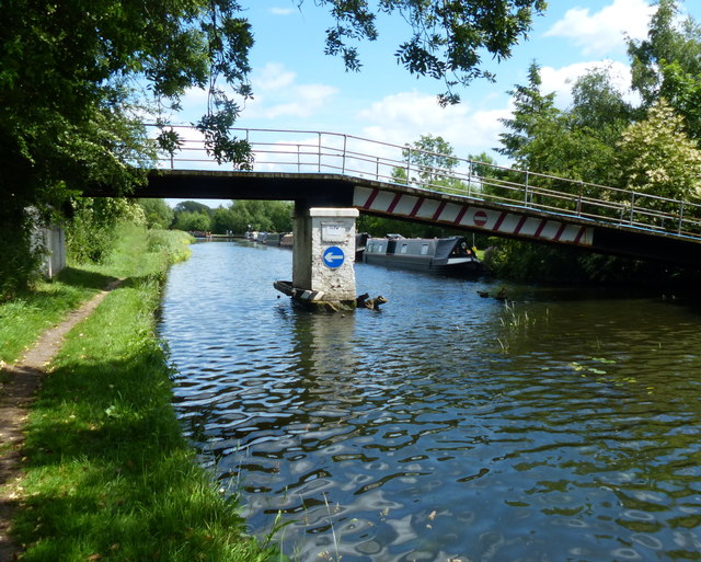 Cow Bridge No 45 on the Trent & Mersey... © Mat Fascione :: Geograph ...