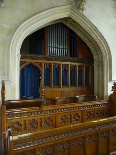 St Andrew, Fontmell Magna: organ