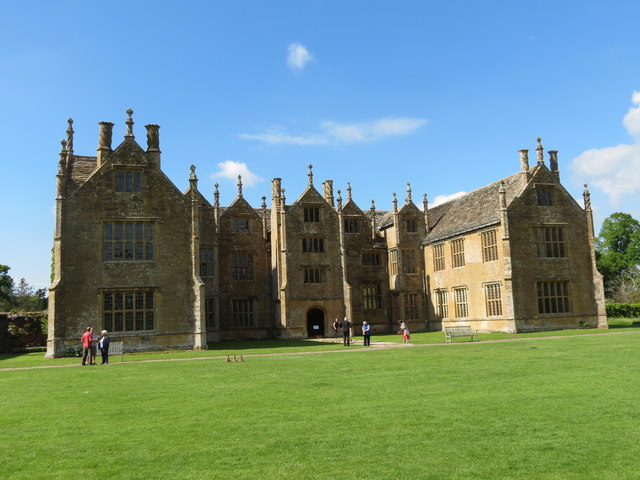 Barrington  Court  with  the  South  Porch  centre  stage