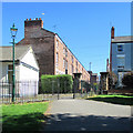 Robin Hood Terrace, Promenade and an entrance to Victoria Park