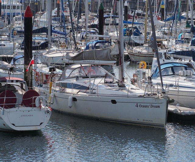 Yacht '4 Oceans Dream' at Bangor
