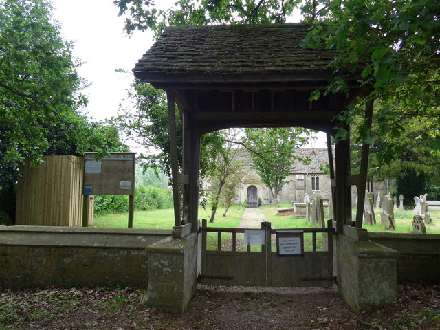 Holy Rood, Rodbourne: lych gate