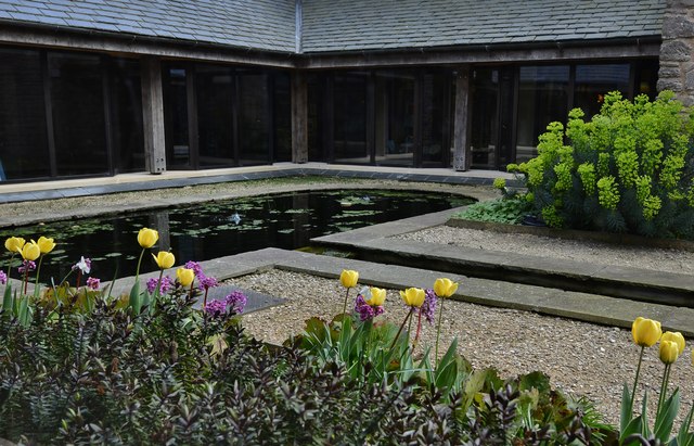 Wells Cathedral: A pond in the main entrance to the cathedral