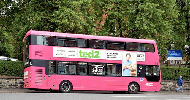 Metro bus, Lisburn Road, Belfast (July 2015)