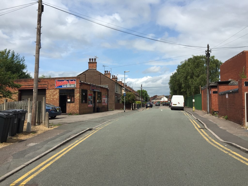 NewcastleunderLyme Stanier Street © Jonathan Hutchins ccbysa/2.0