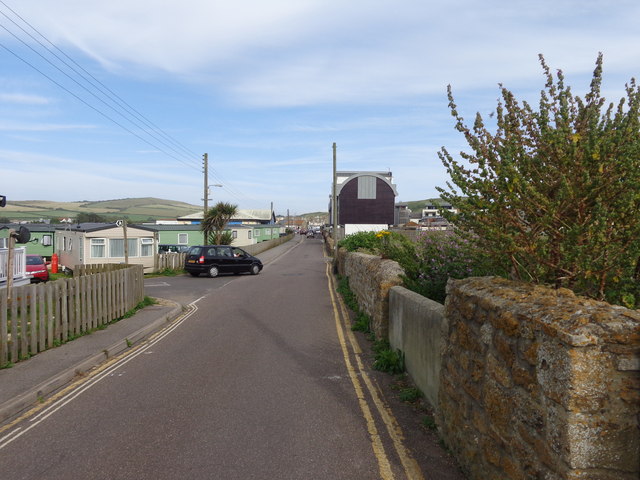 Looking east down Forty Foot way