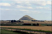 NT5584 : View of North Berwick Law by Anthony O'Neil