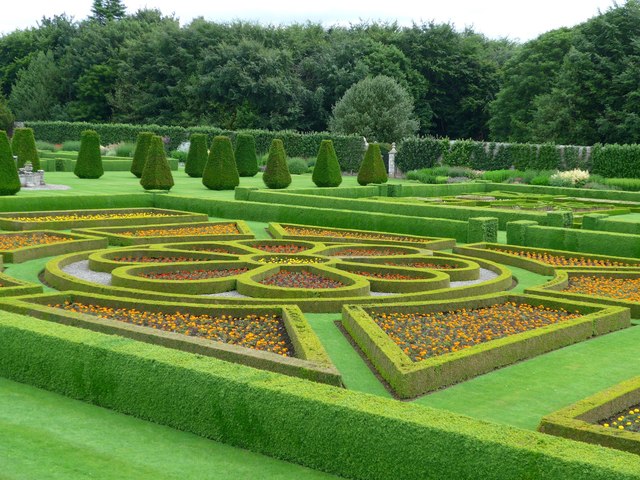 Formal Gardens at Pitmedden © Gordon Brown :: Geograph Britain and Ireland