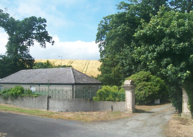 Mount Panther Lodge On The Old Belfast... © Eric Jones Cc-by-sa/2.0 ...