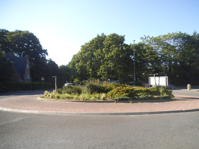 Roundabout on Windsor Road, Ascot