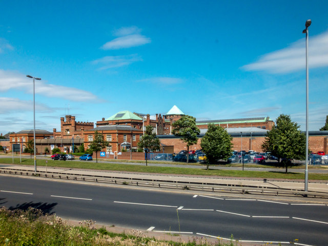 HMP Hull © Guy Ottaway cc-by-sa/2.0 :: Geograph Britain and Ireland