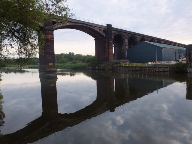 Viaduct and its reflection