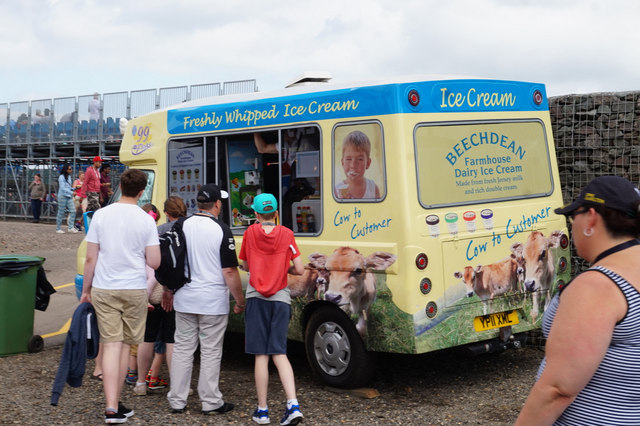 Ice cream outlet Club, Silverstone