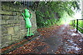 Green Frog metal sculpture on Aire Sculpture Trail