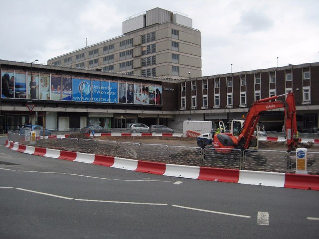 Roadworks on College Street roundabout