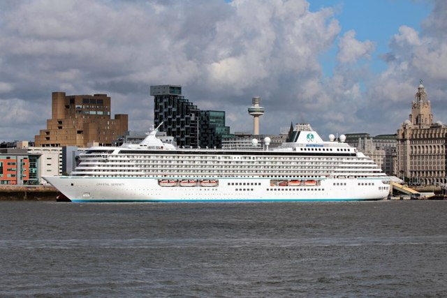 Crystal Serenity, Liverpool Cruise Terminal
