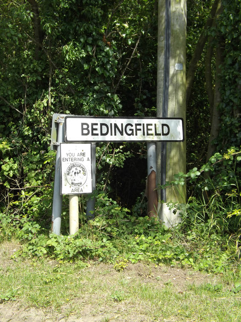 Bedingfield Village Name sign on Eye Road