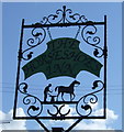 Sign for the Horse Shoes Inn, Rennington