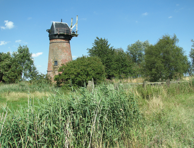 Toft Monks drainage windpump © Evelyn Simak :: Geograph Britain and Ireland