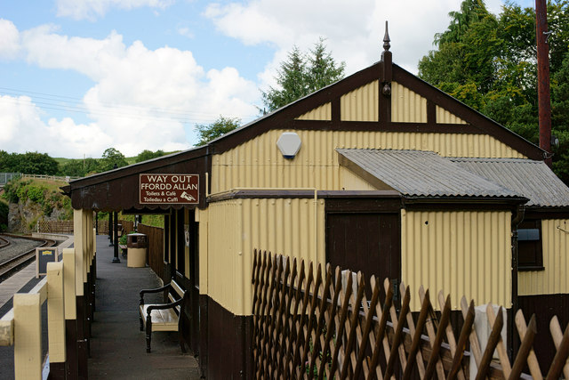 Devil's Bridge Station