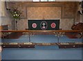 TQ7237 : St Mary, Goudhurst: altar by Basher Eyre