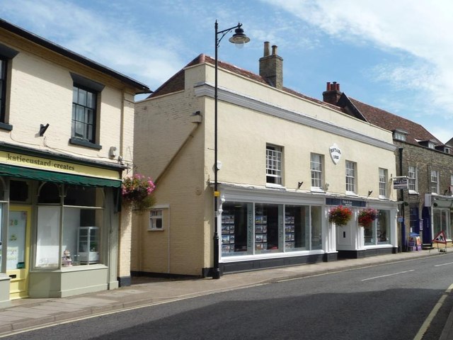 Established 1833, High Street, Saxmundham