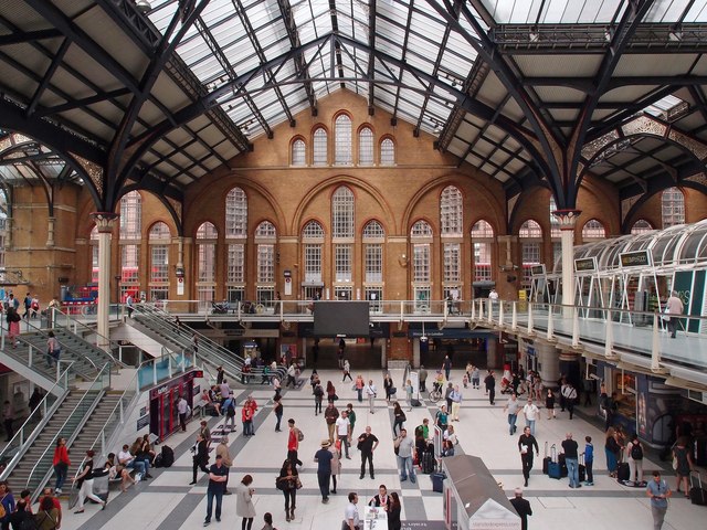 Liverpool Street Station: interior view