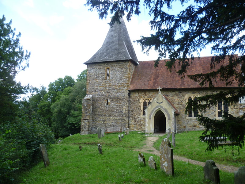 St Laurence Churchyard at Catsfield © Marathon cc-by-sa/2.0 :: Geograph ...