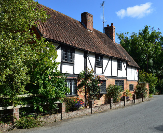 Stanford Dingley, West Berkshire - area information, map, walks and more