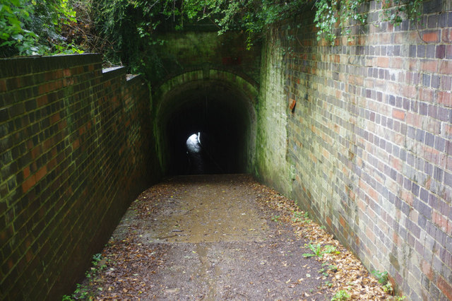 Shrewley Towpath Tunnel