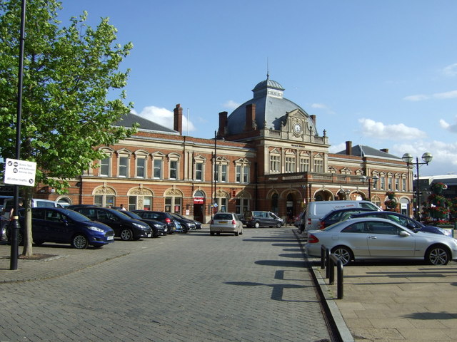 Norwich Railway Station by JThomas