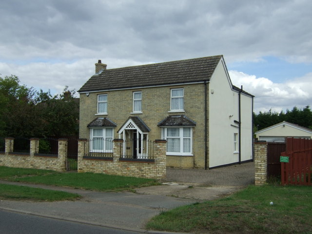 House on Hitchin Road, Upper Caldecote