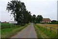 Entering Graizelound on Graizelound Fields Road