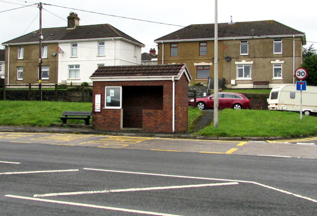 Pontarddulais Road bus shelter,... © Jaggery :: Geograph Britain and ...